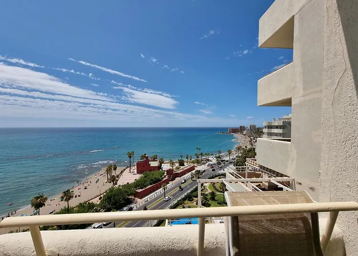 G&G Benalbeach Port Views